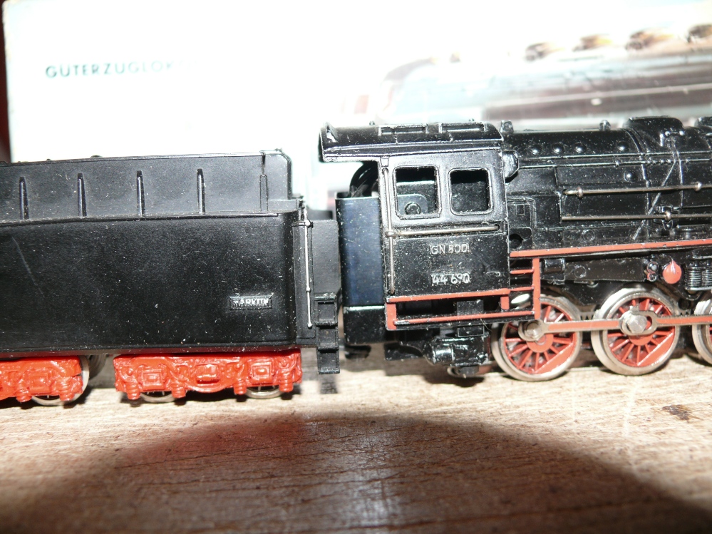 S35 Märklin 3027 Dampflok BR 44 690 Telex GN 800  